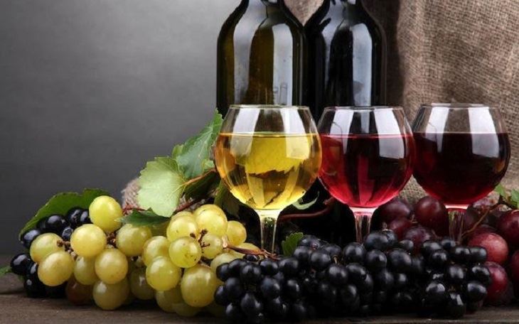 Rượu vang có tuổi thọ bao nhiêu lâu?